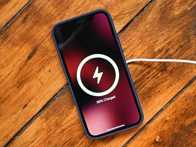 岭东苹果手机维修分享iPhone 12可以随便充电吗 